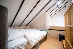 East Coast Road (D15), Apartment #602329981
